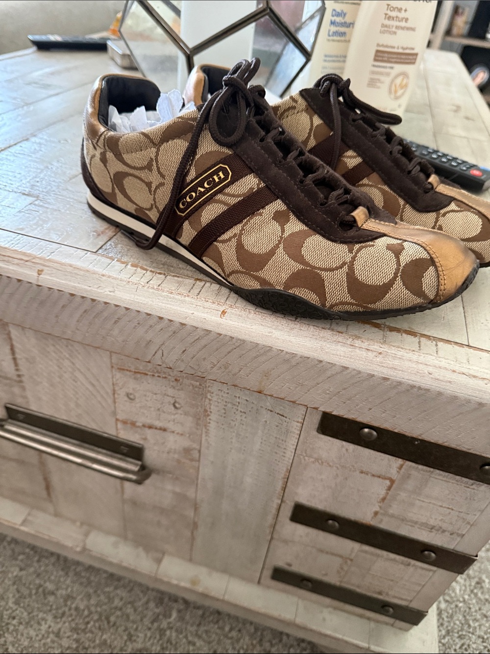 Coach Woman Tan and Brown Signature Logo Sneakers